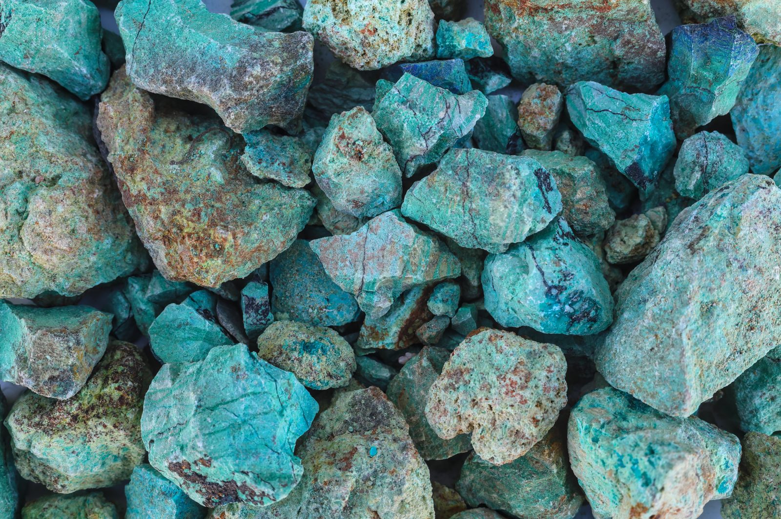 Blue green copper (Cu) oxide ore