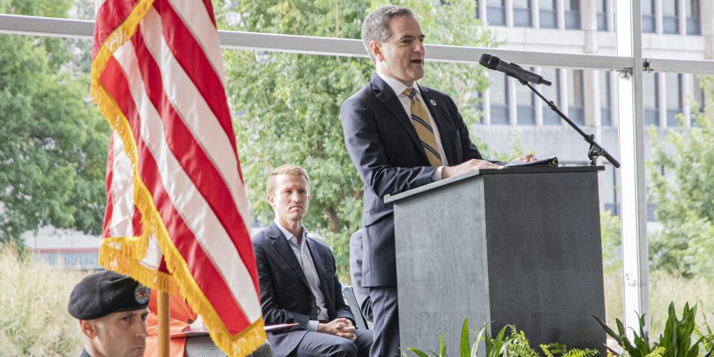 Dr. Steven Lieberman speaks at a ceremony