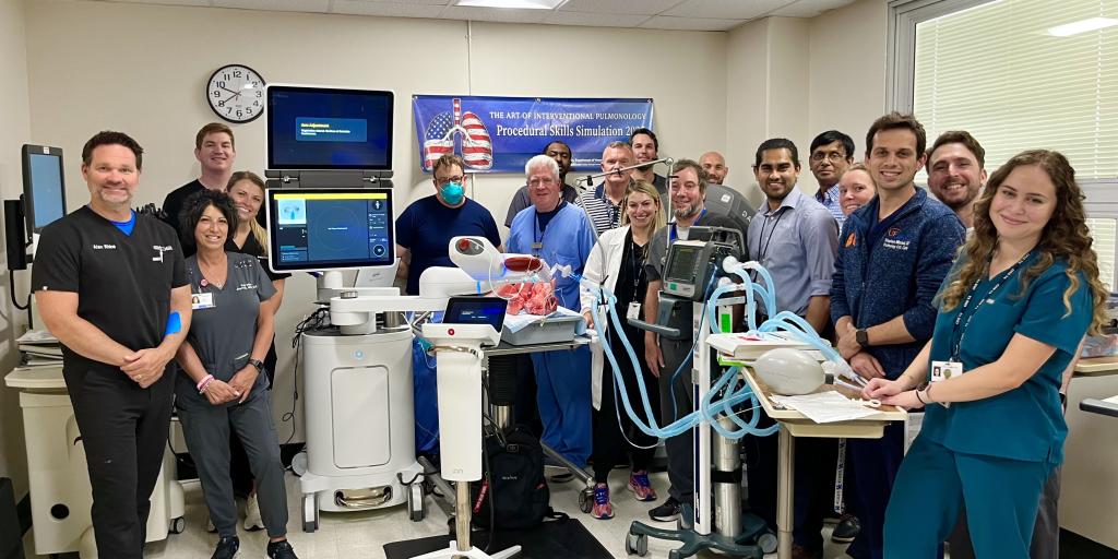 Dr. Bianka Eperjesiova and the Interventional Pulmonology team, accompanied by simulation lab trainers, fellows, and the intuitive surgical team.